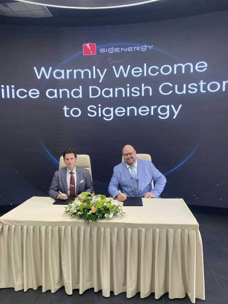 2e3362e9-7064-4816-bc5e-f5e5b9e3a1d4